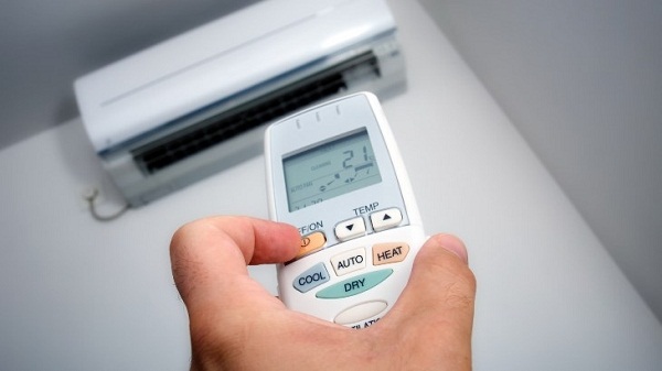 Điều hòa treo tường Midea MSMA1 - 24HR Điều hòa treo tường Midea MSMA1 - 24HR